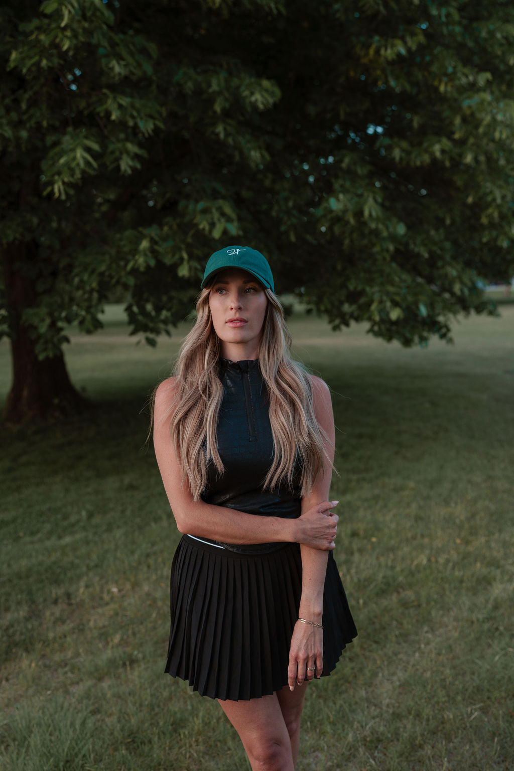 VI MOM hat